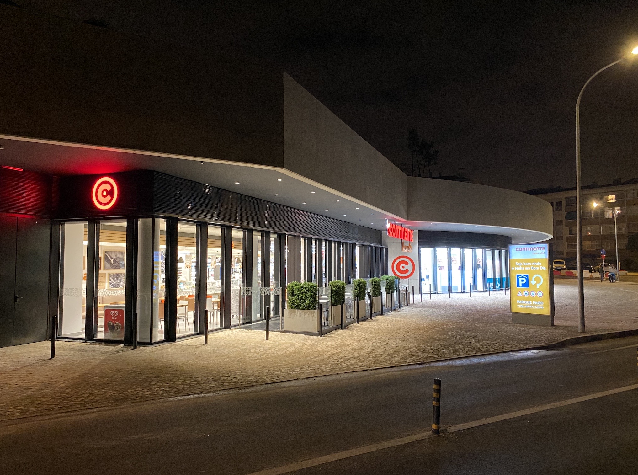 Imagem 6 — Fachada Secundária